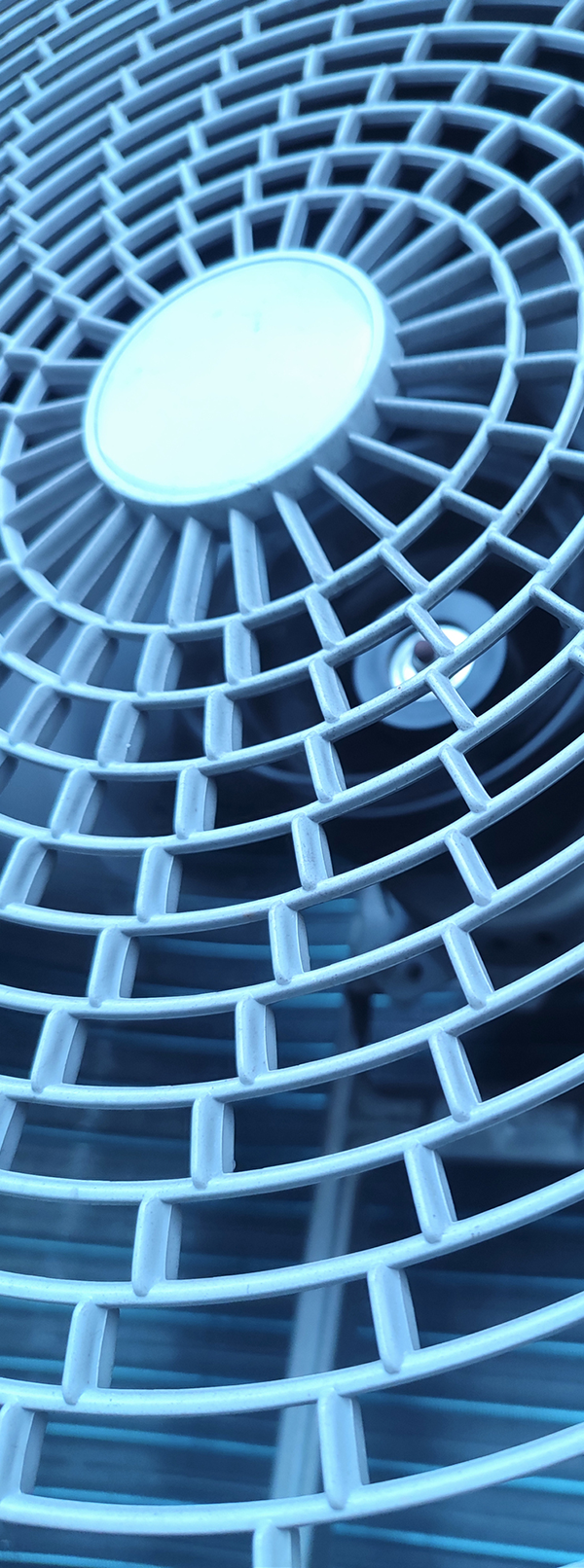 Aggrandissement d'un ventilateur pour représenter les produits de ventilation conçus par Canarm. Aggrandissement d'un ventilateur pour représenter les produits de ventilation conçus par Canarm.