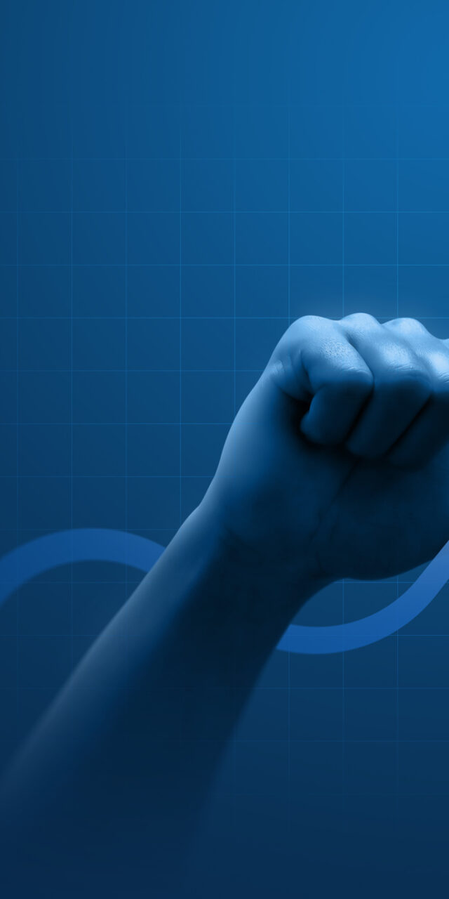 A hand and arrow pointing upwards to represent how Epicor cloud ERP helps companies grow.