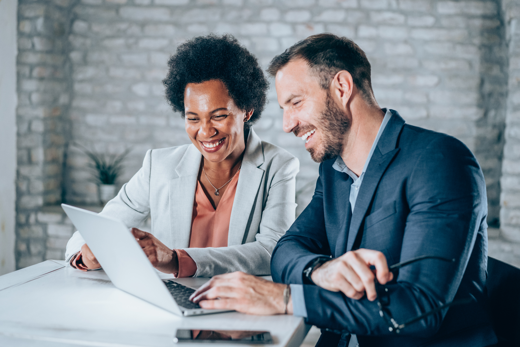 Petites et moyennes entreprises bénéficient de l'utilisation des systèmes ERP cloud d’Epicor.